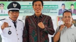 Munib Resmi Dilantik Sebagai Kepala Desa Antar Waktu (PAW) Desa Rawa Mekar